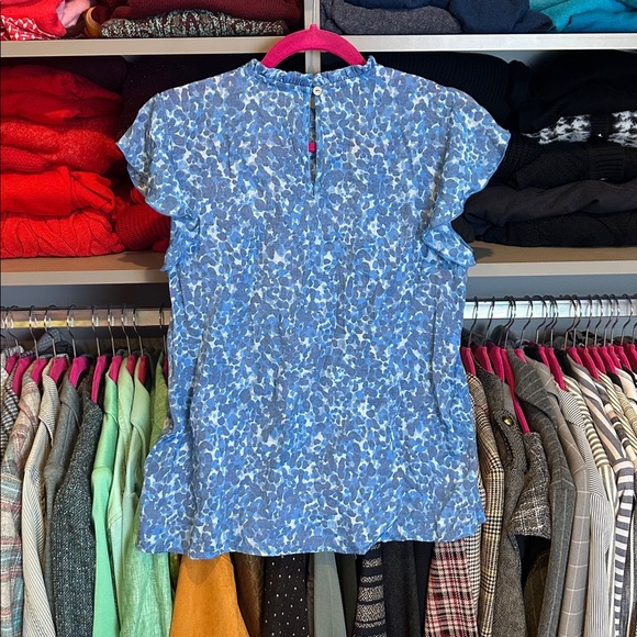 Nanette Lepore blue print back keyhole closure pleated blouse size S - Picture 3 of 3